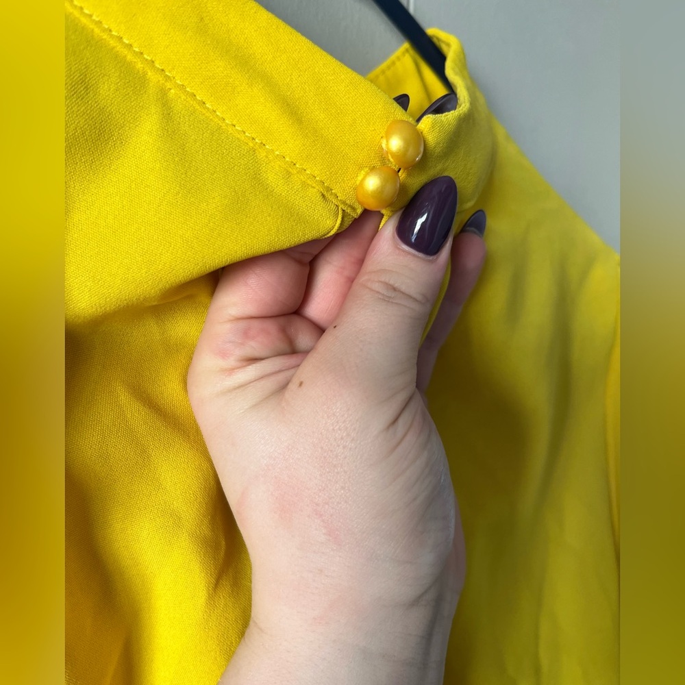 Yellow Button-Cuff Women's Top SHEIN - Picture 8 of 9